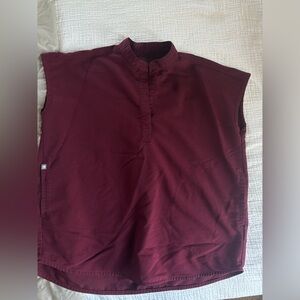 FIGS Scrub top in Burgandy size XS
